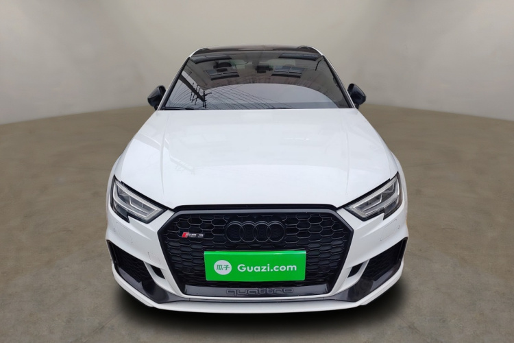 奥迪RS 3 2017款 RS 3 2.5T Limousine车身外观2