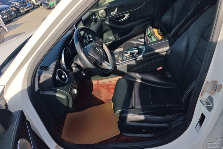 奔驰C级 2016款 C 180 L 运动型局部细节19