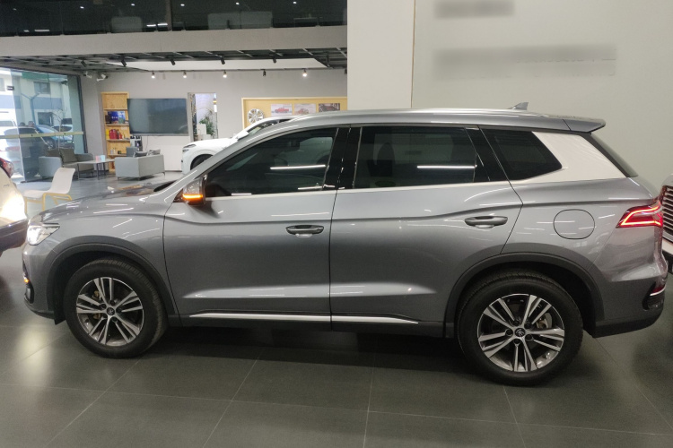 比亚迪 宋Pro新能源 2022款 DM-i 51km 豪华型车身外观4