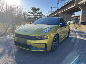 领克03 2022款 03+ 2.0TD 自动驭风版