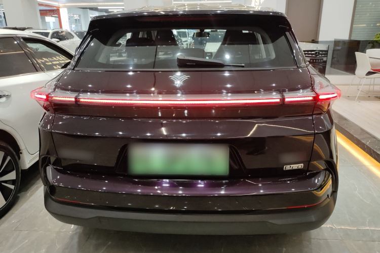 哪吒汽车 哪吒U 2021款 Pro 400 巡航版车身外观6004