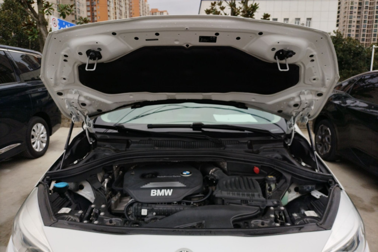 宝马2系旅行车 2016款 218i 运动设计套装局部细节24