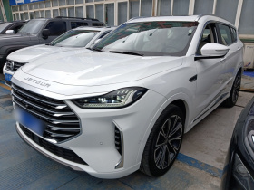 捷途X70 2023款 诸葛 2.0T DCT卧龙 7座