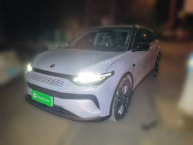 零跑汽车 零跑C11 2024款 增程 300尊享版