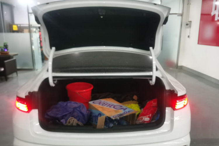 吉利汽车 星瑞 2023款 2.0TD 尊贵型机舱底盘23