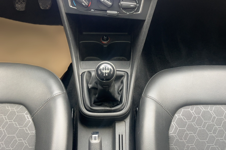 大众 桑塔纳 2015款 1.6L 手动舒适版局部细节18