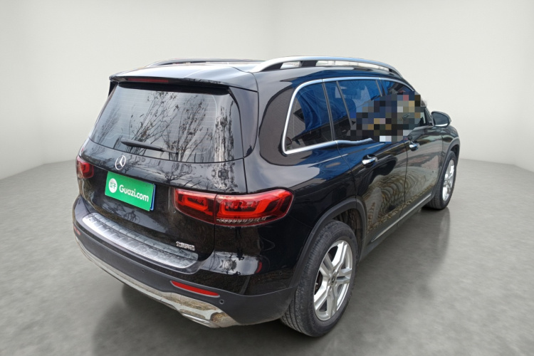 奔驰GLB 2021款 GLB 200 动感型车身外观7