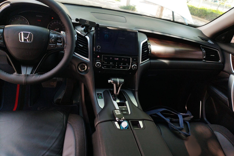 本田 冠道 2017款 240TURBO 两驱豪华版局部细节16