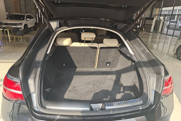 奔驰GLE轿跑 2015款 GLE 320 4MATIC 轿跑SUV机舱底盘23