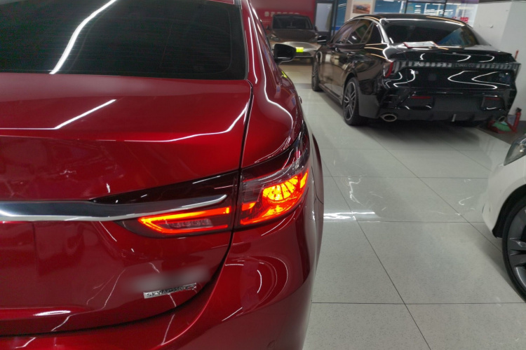 马自达 阿特兹 2020款 2.5L 蓝天运动版车身外观9