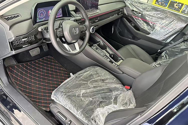 本田 雅阁新能源 2023款 2.0L e:PHEV 尊贵版中控内饰7005