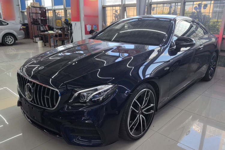 奔驰E级AMG 2019款 AMG E 53 4MATIC+ 轿跑车车身外观1