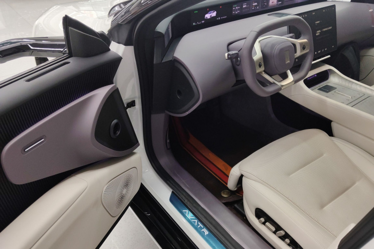 阿维塔12 2024款 650 三激光四驱GT版中控内饰20