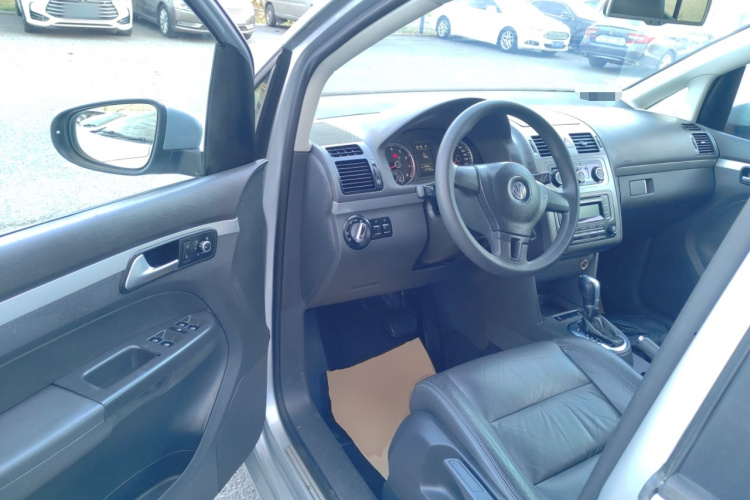 大众 途安 2013款 1.4T DSG舒适版5座中控内饰20