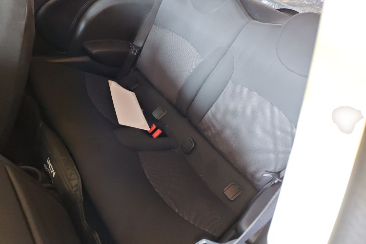 MINI 2011款 1.6L ONE中控内饰21