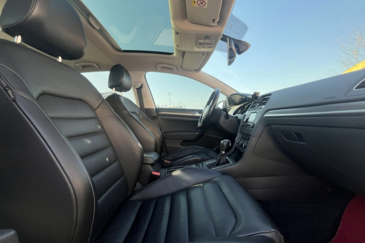 大众 高尔夫 2016款 230TSI 自动豪华型中控内饰7006