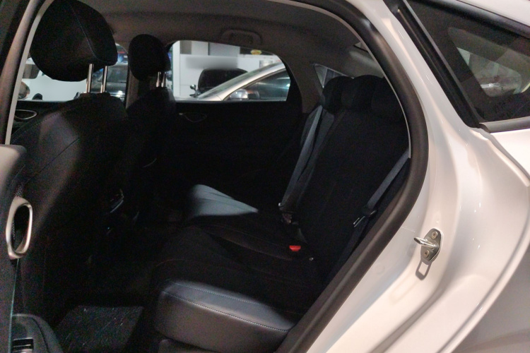 比亚迪 海豹05 DM-i 2026款 DM-i 128KM豪华型中控内饰7004