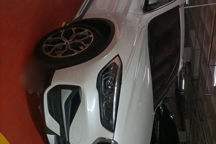 宝马X1 2022款 sDrive20Li 时尚型车身外观3