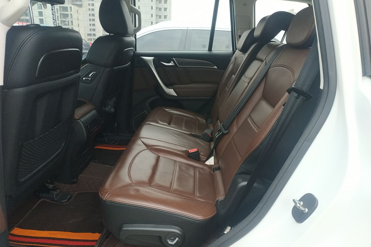 哈弗H9 2017款 2.0T 汽油四驱尊贵型 7座中控内饰21