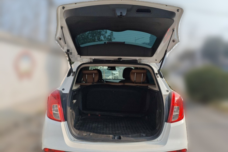 别克 昂科拉 2018款 18T 自动两驱都市领先型中控内饰23