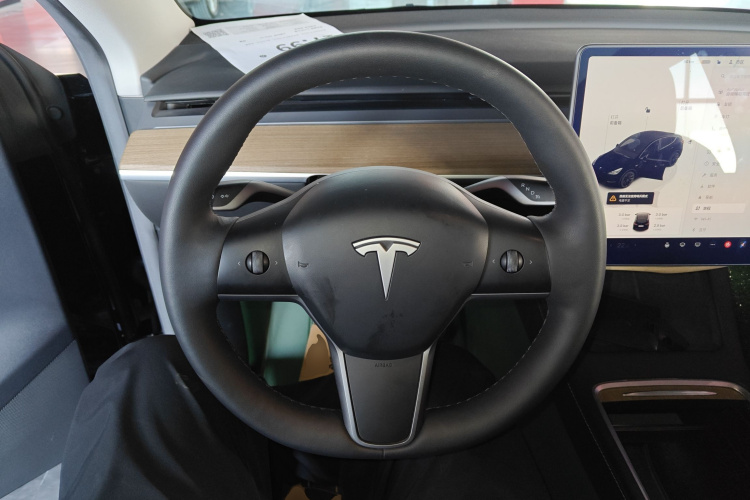 特斯拉 Model Y 2022款 改款 后轮驱动版局部细节13