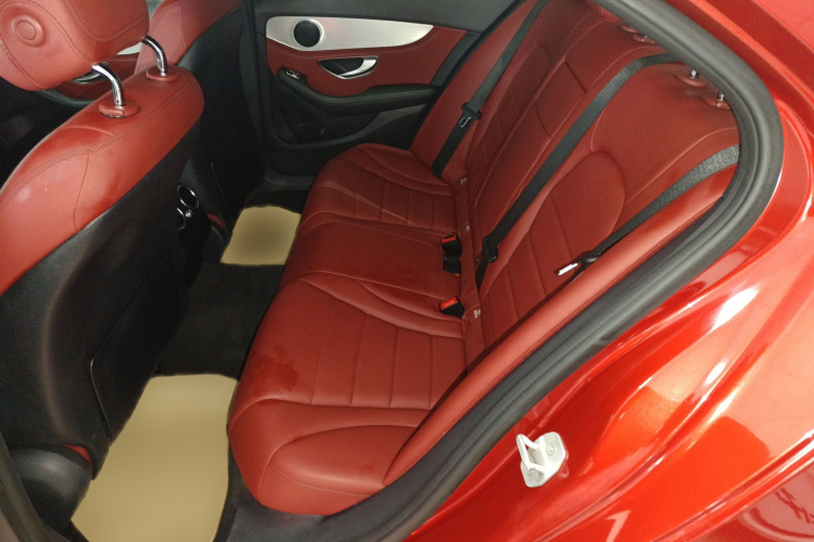 奔驰C级 2015款 C 200 运动版中控内饰7004