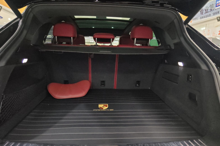 保时捷 2023款 Cayenne 3.0T 铂金版局部细节23