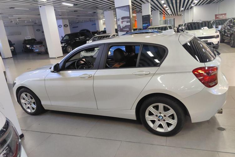 宝马1系(进口) 2013款 改款 116i 领先型车身外观6003