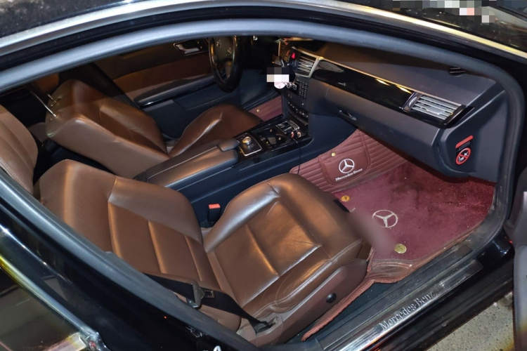 奔驰E级 2013款 E 260 L CGI时尚型局部细节9005