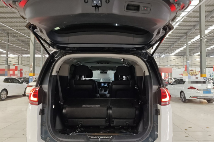 广汽传祺 传祺M8 2021款 领秀系列 390T 尊享版机舱底盘23