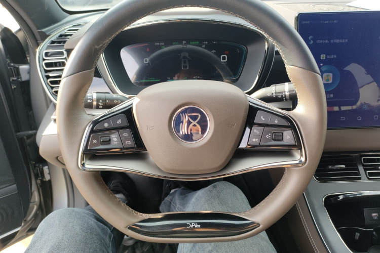 比亚迪 汉 2021款 EV 标准续航版豪华型中控内饰13