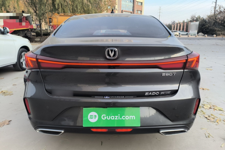 长安 逸动 2024款 PLUS 蓝鲸NE 1.4T GDI DCT高能版车身外观6