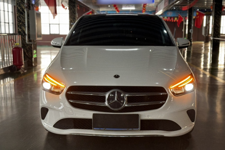 奔驰B级 2020款 B 200 动感型车身外观6005