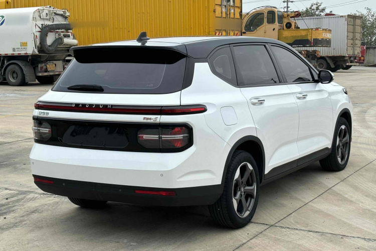 宝骏RM-5 2019款 1.5T CVT 24小时在线豪华型 5座车身外观6007