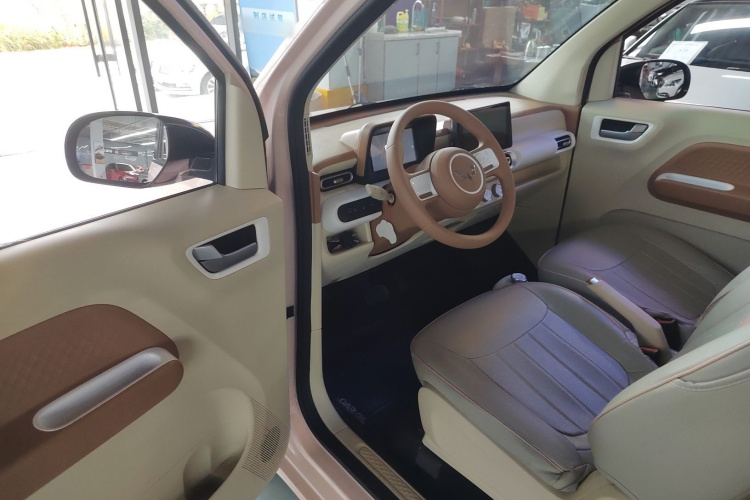 五菱汽车 宏光MINIEV 2024款 第三代 215km 进阶版中控内饰20