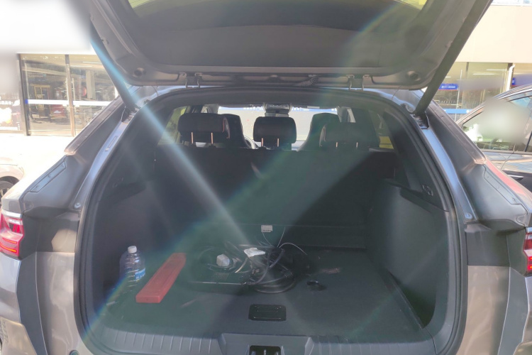 比亚迪 宋PLUS新能源 2021款 DM-i 51KM 尊荣型局部细节23