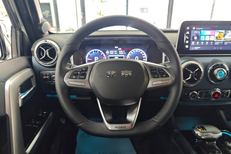 北京越野 北京BJ40 2024款 2.0T 城市猎人荣耀版局部细节13