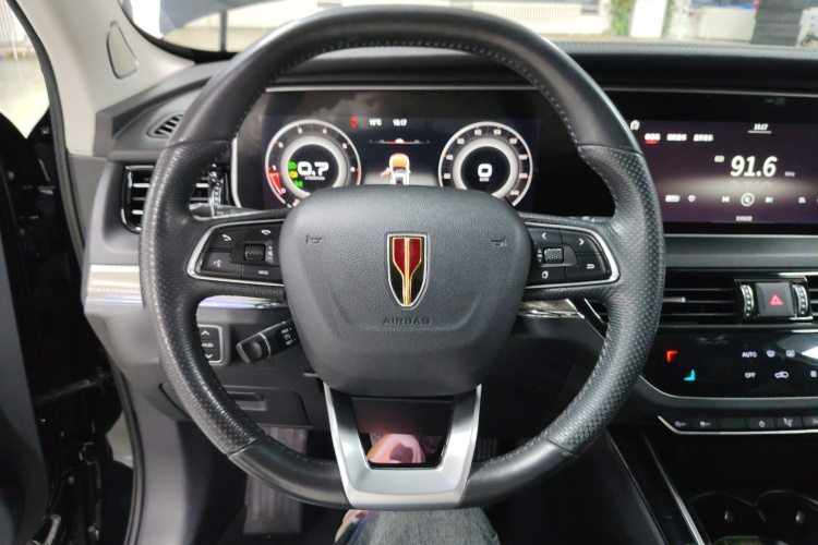 红旗HS5 2019款 2.0T 智联旗享四驱版中控内饰13