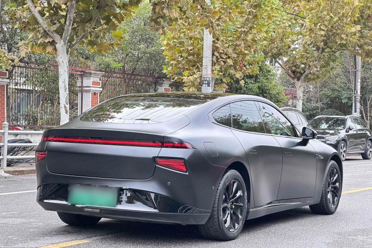 小鹏P7 2022款 625E车身外观6003