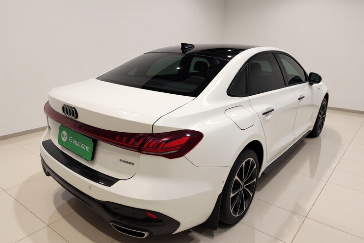 奥迪A5L 2026款 2.0T 运动版 Plus车身外观7