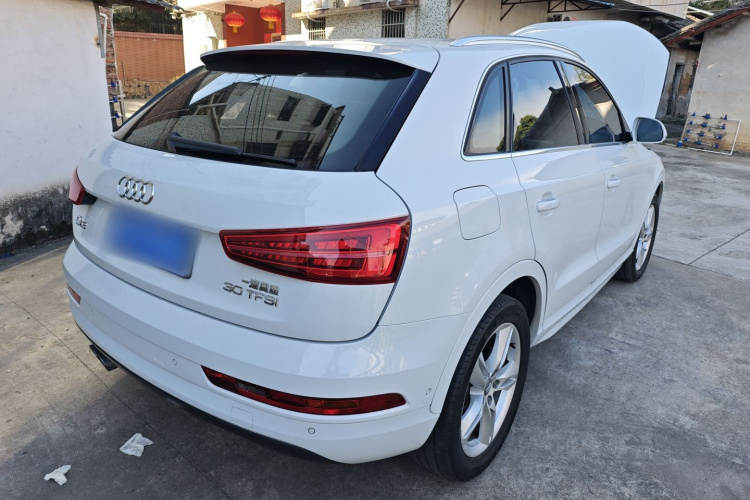 奥迪Q3 2016款 30 TFSI 风尚型车身外观7