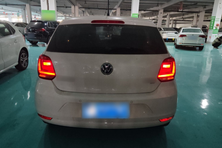 大众 Polo 2014款 1.6L 自动舒适版车身外观6