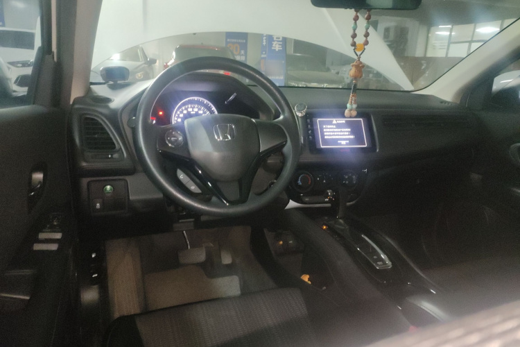 本田 缤智 2017款 1.8L CVT两驱先锋型中控内饰7002
