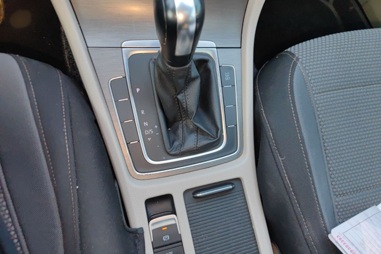 大众 高尔夫 2014款 1.6L 自动舒适型局部细节18