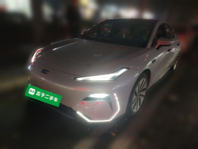 吉利银河 银河E8 2024款 665km 后驱星舰 远航版