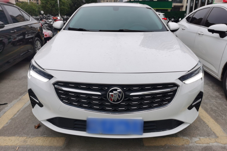 别克 君威 2020款 552T 精英型车身外观2