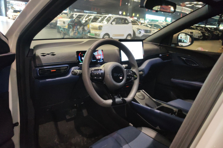 比亚迪 海鸥 2025款 305km 活力版中控内饰7002