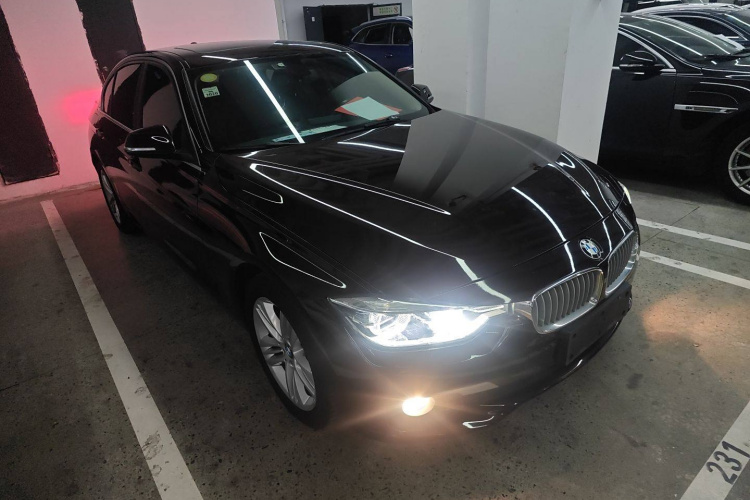 宝马3系 2018款 318Li车身外观6002