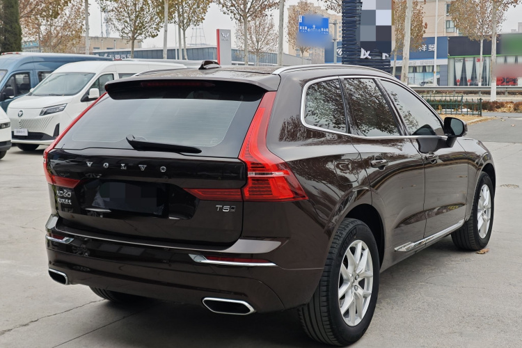 沃尔沃XC60 2021款 T5 四驱智逸豪华版车身外观6004