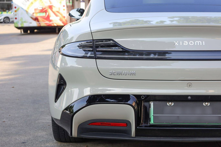 小米汽车 小米SU7 2024款 后驱长续航智驾版车身外观6010